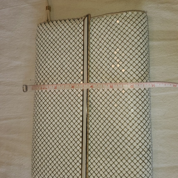 Whiting & Davis Collection Elegant White Clutch and Shoulder Bag - Picture 9 of 10